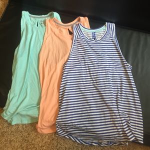 Set of 3 Old Navy Active Go-Dry Tank Tops Size M